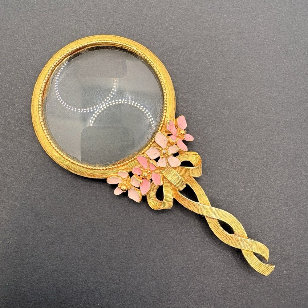 Vintage Eaton's Magnifying Glass Pink‎ Enamel Floral Gold Tone Victorian Revival